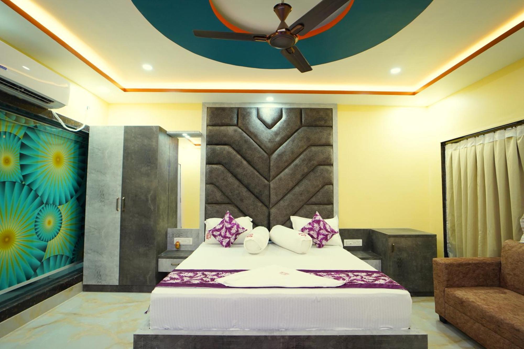 Goa Beach Resort On Beach Mandarmani Extérieur photo
