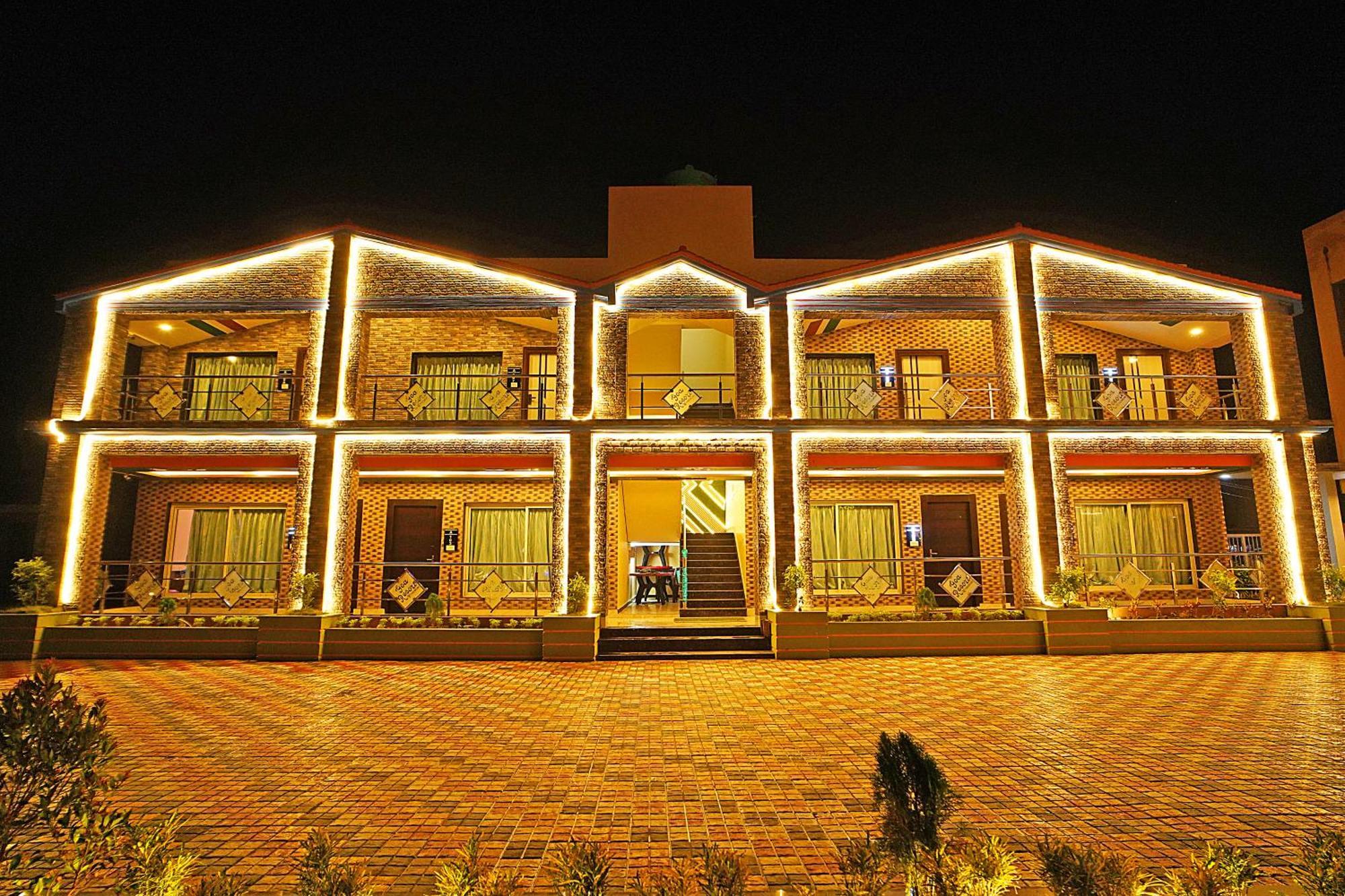 Goa Beach Resort On Beach Mandarmani Extérieur photo