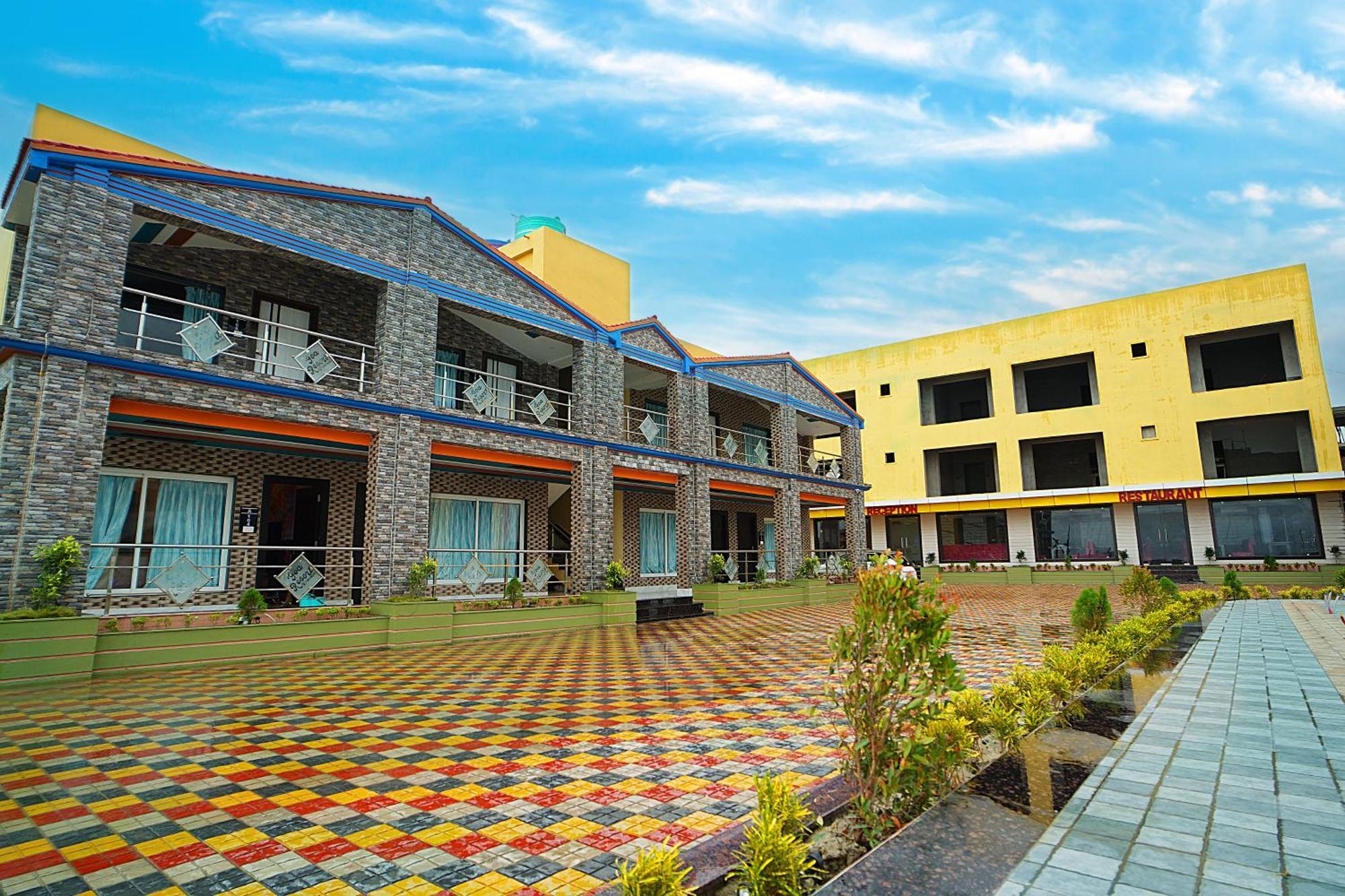 Goa Beach Resort On Beach Mandarmani Extérieur photo
