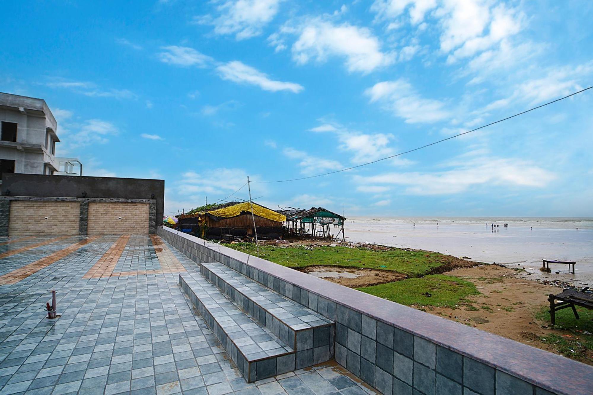 Goa Beach Resort On Beach Mandarmani Extérieur photo