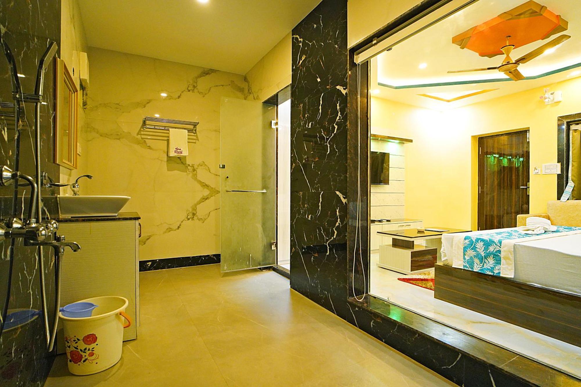 Goa Beach Resort On Beach Mandarmani Extérieur photo