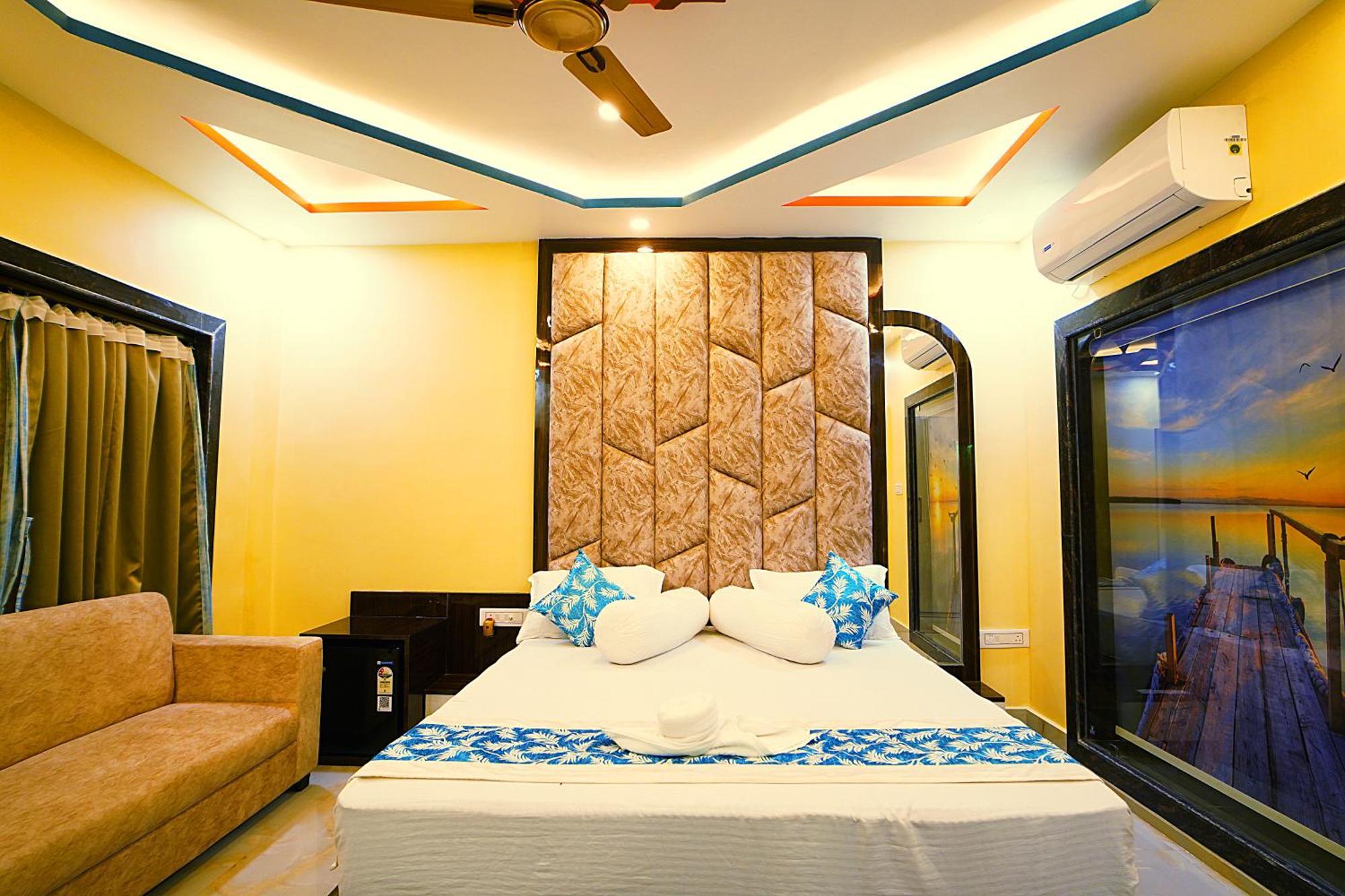 Goa Beach Resort On Beach Mandarmani Extérieur photo
