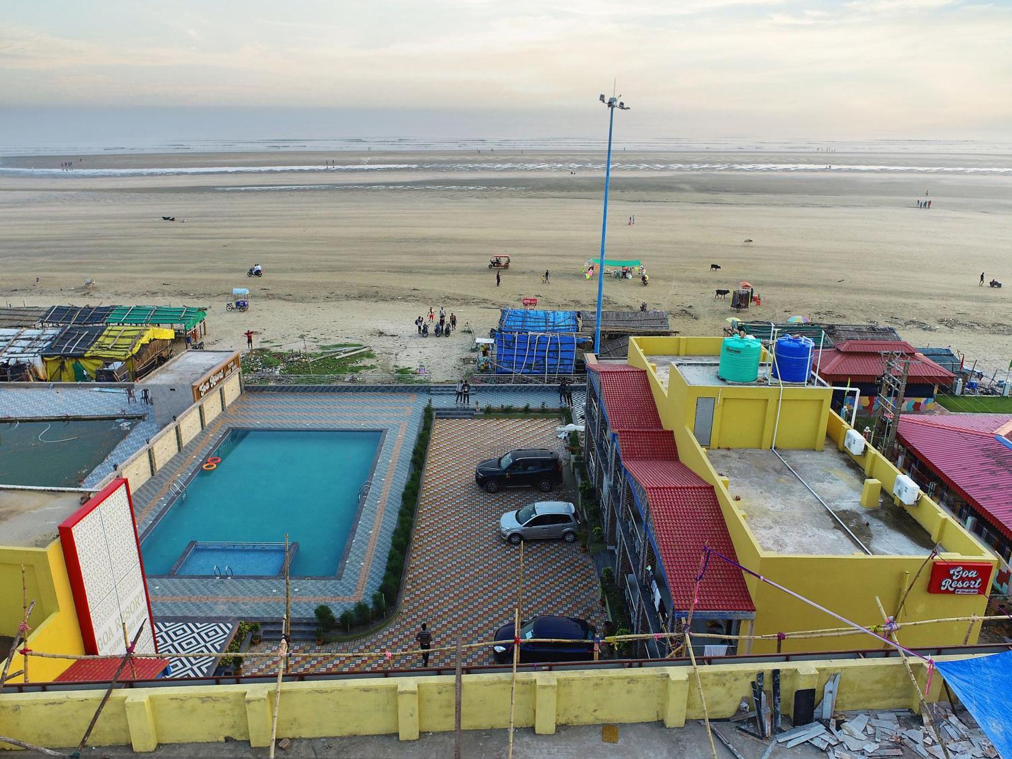 Goa Beach Resort On Beach Mandarmani Extérieur photo